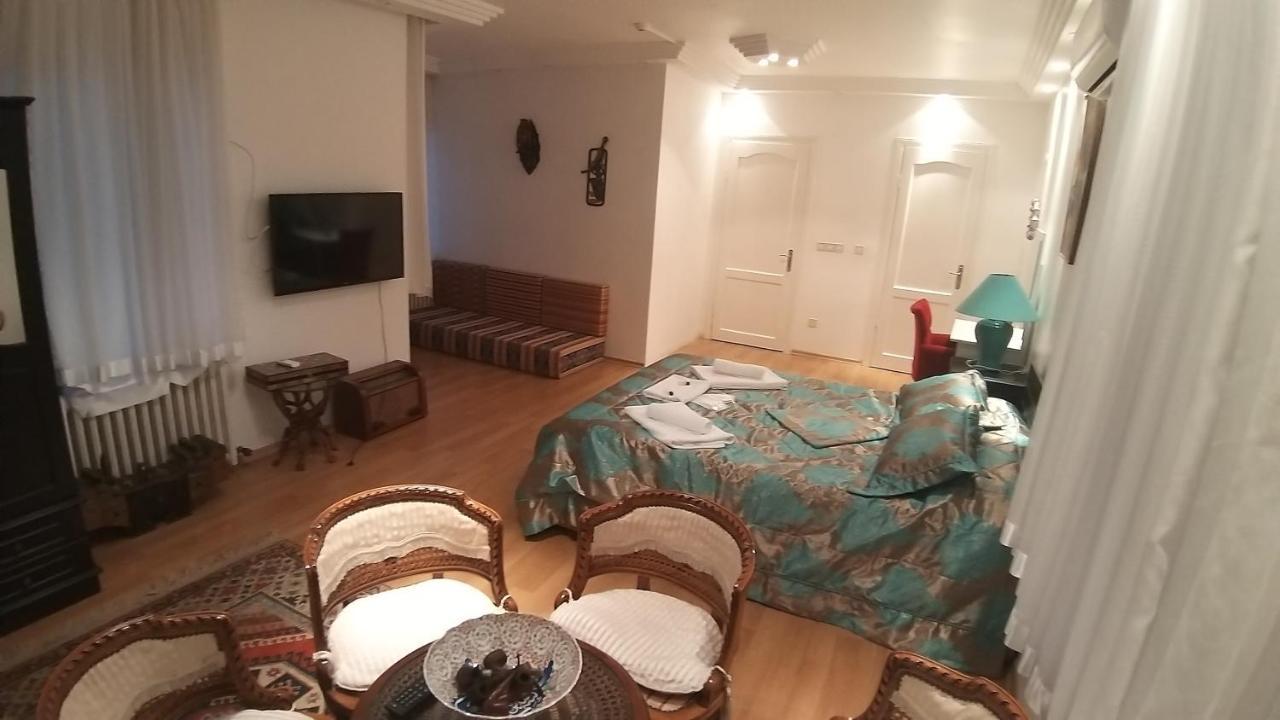 Görkemli Oda ve Kahvaltı